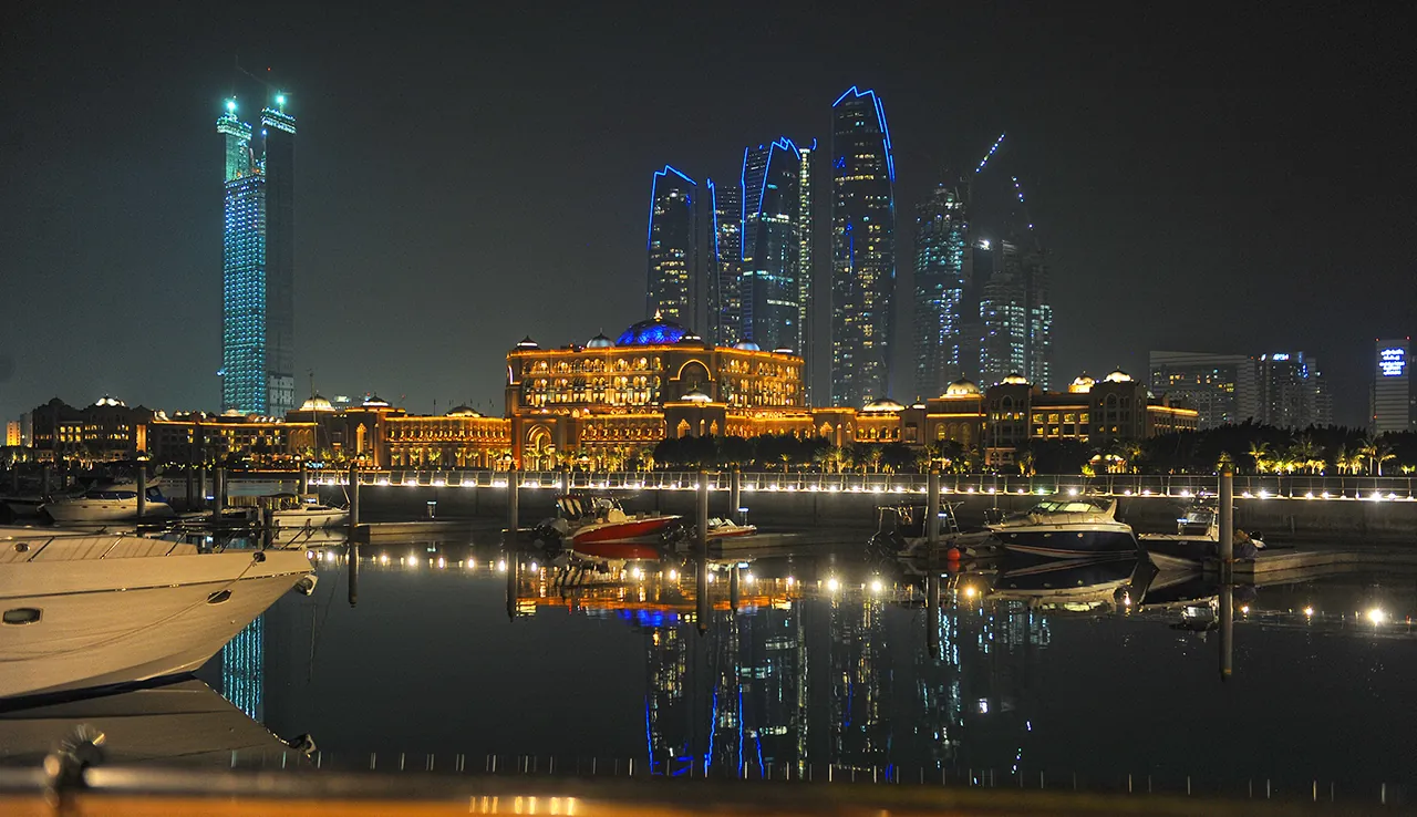 Representative country image: Abu Dhabi city