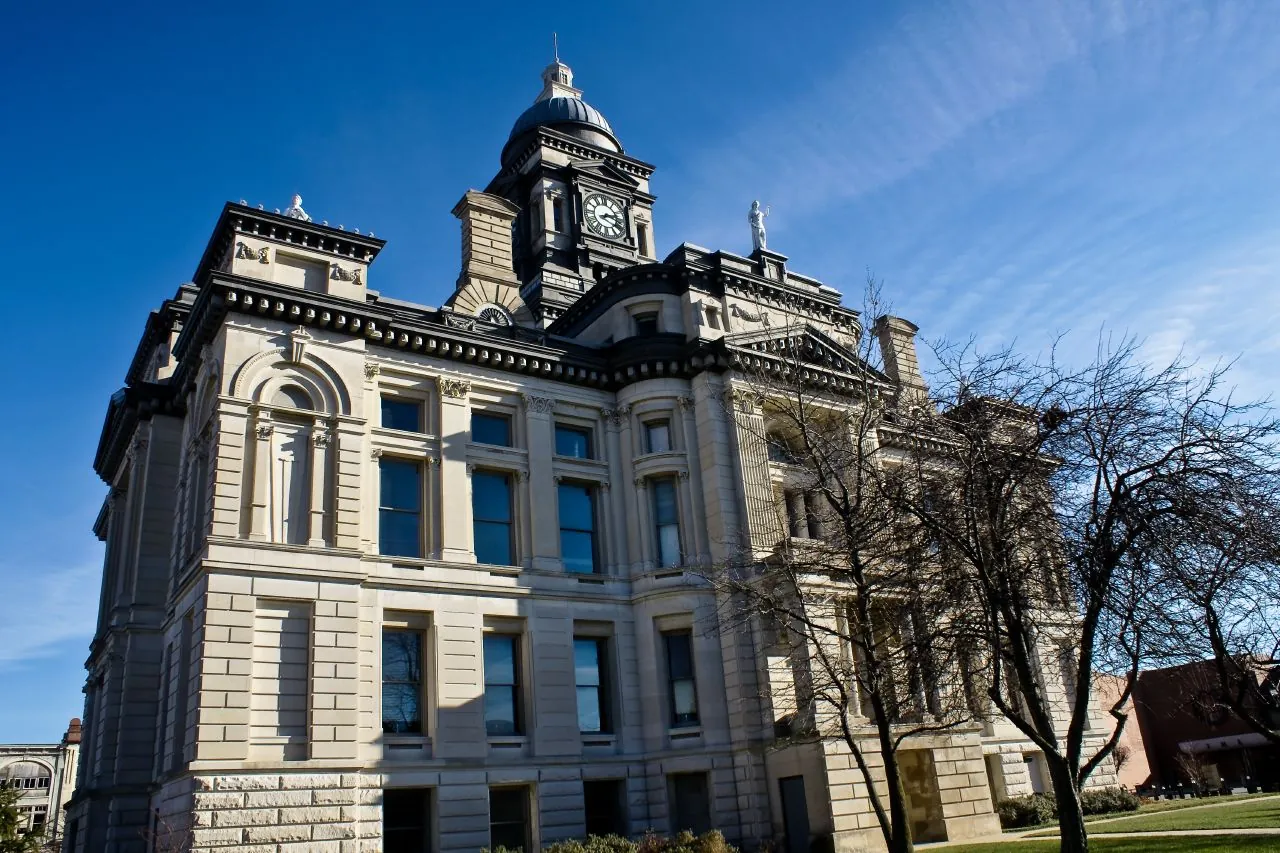 Louisville and Frankfort, United States