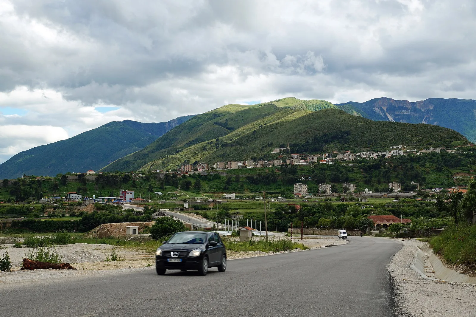 Tepelenë and Vjosa Valley, Albania
