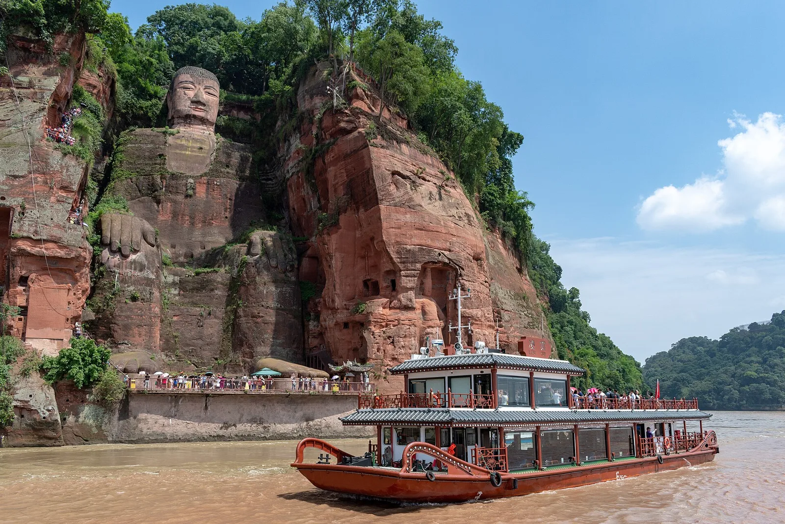 Leshan and Emei Shan, China