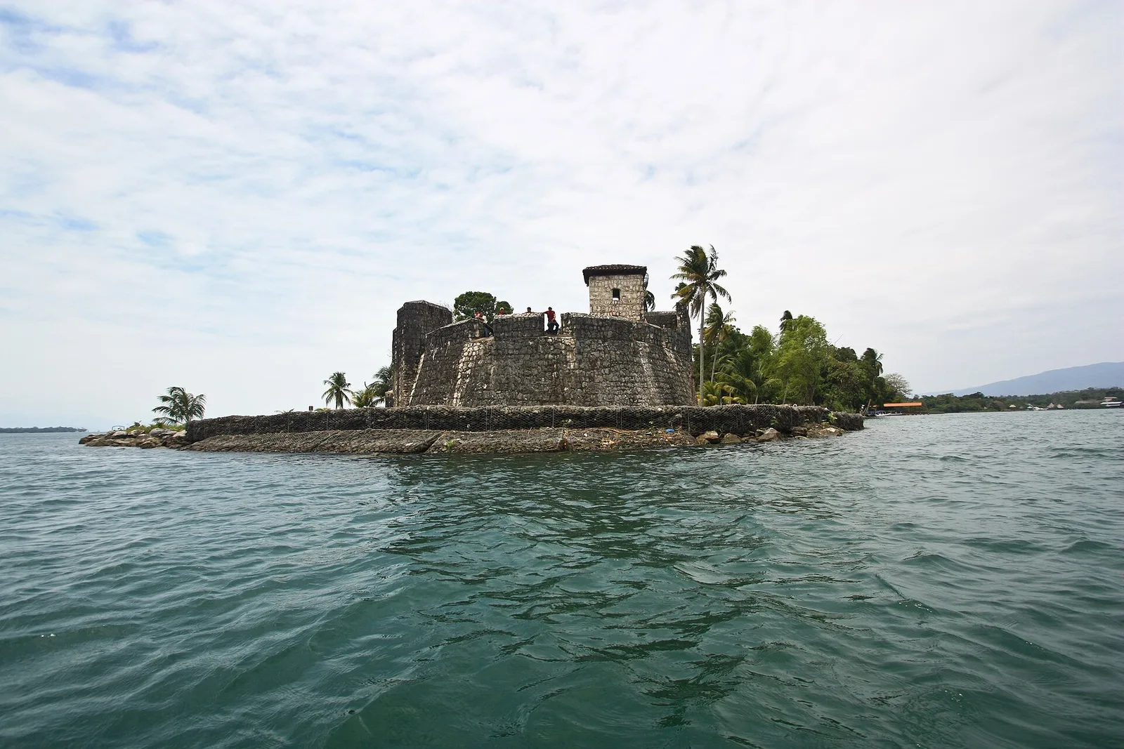 Río Dulce and Castillo de San Felipe, Guatemala