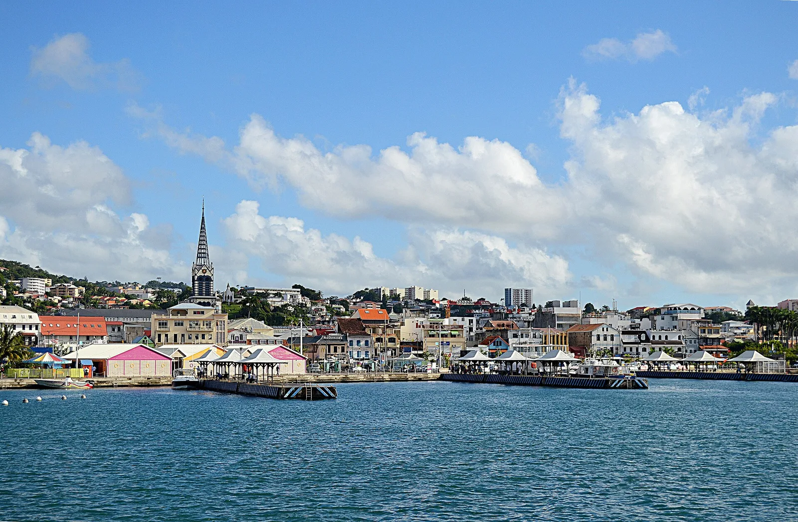 Representative country image: Fort de France