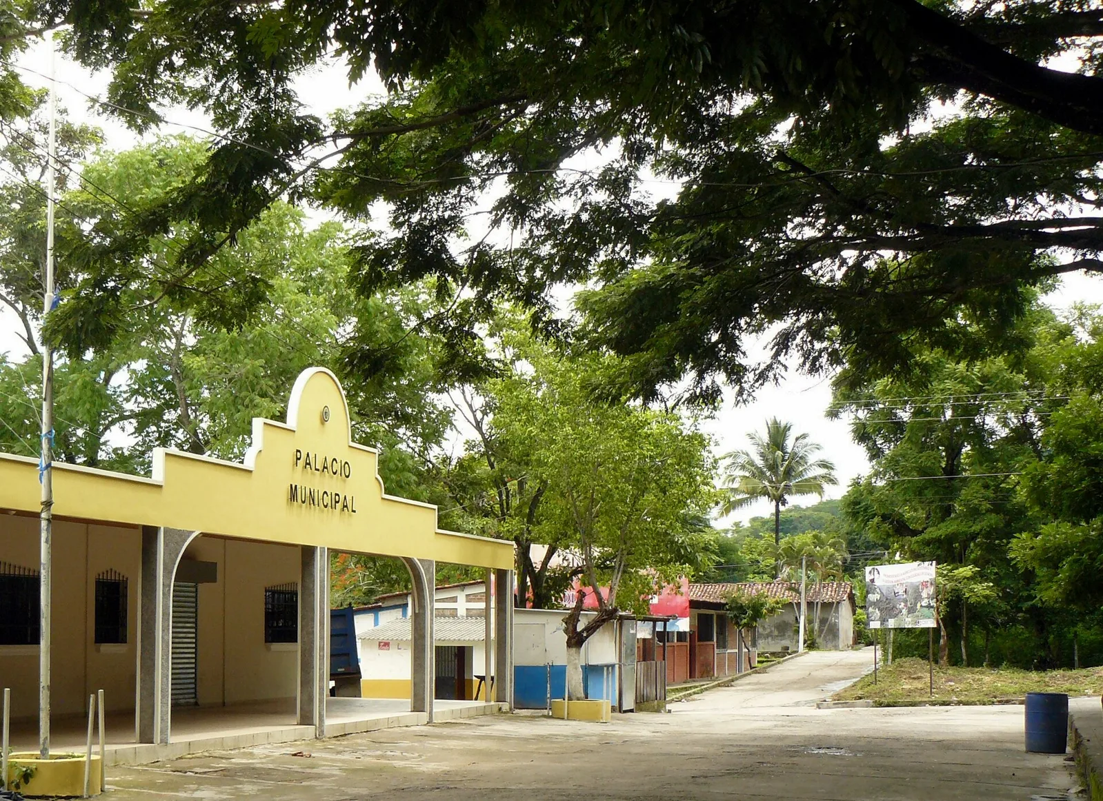 Cinquera and Ilobasco, El Salvador