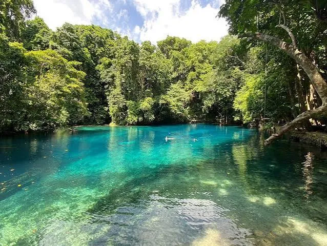 East Santo blue holes