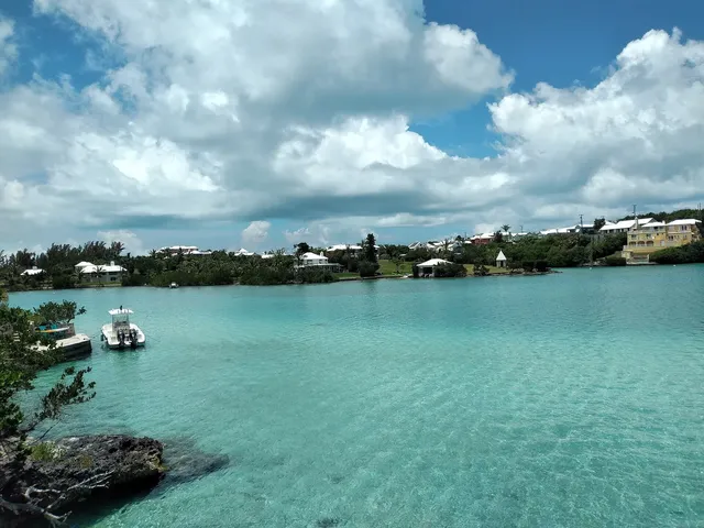 Flatt’s Village and Harrington Sound