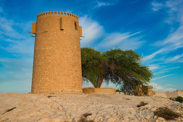 Al Khor and Al Thakira