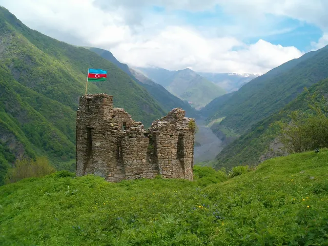 Qakh and Ilisu