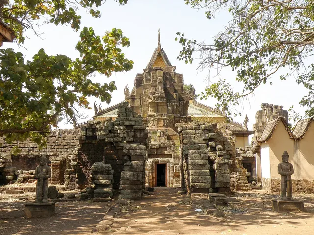 Kampong Cham and Wat Nokor