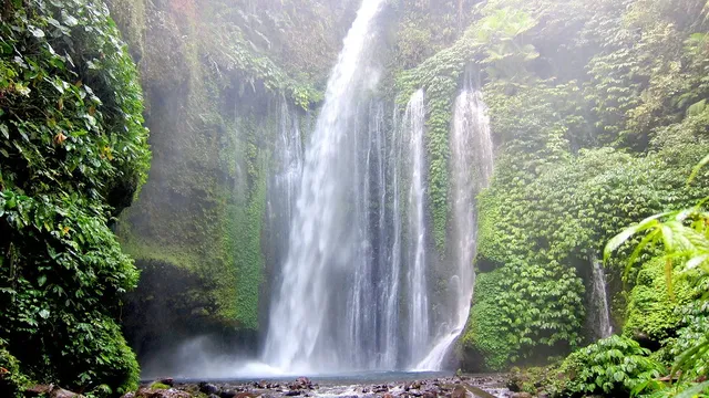 Senaru and Mount Rinjani
