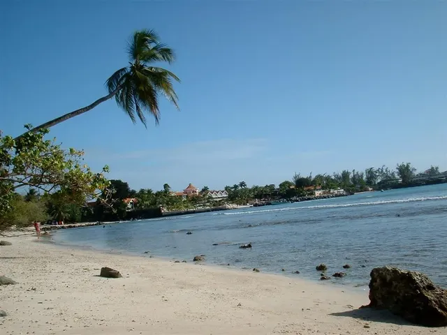 Crown Point and Store Bay