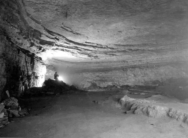 Lexington and Mammoth Cave